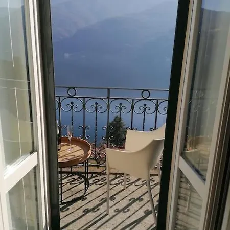 Simo House/ Stunning View/ Balcony