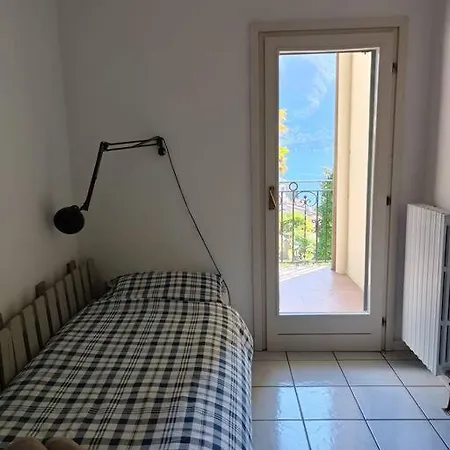 Simo House/ Stunning View/ Balcony Apartment Carate Urio