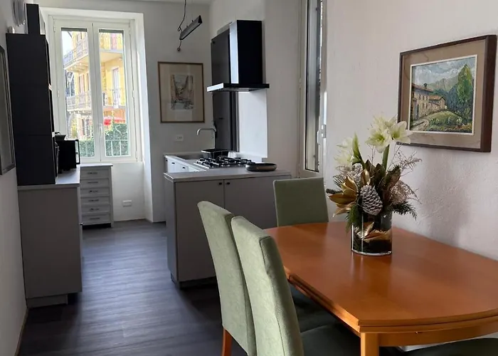 דירה Simo House Stunning View Balcony Ac